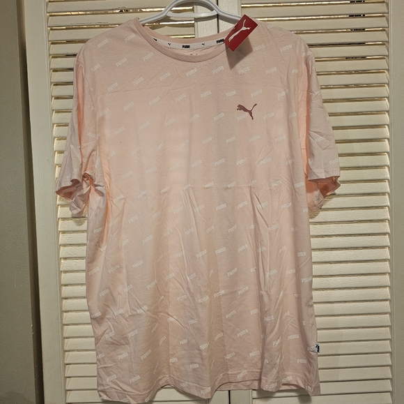 Light pink Puma Tshirt - Picture 2 of 3